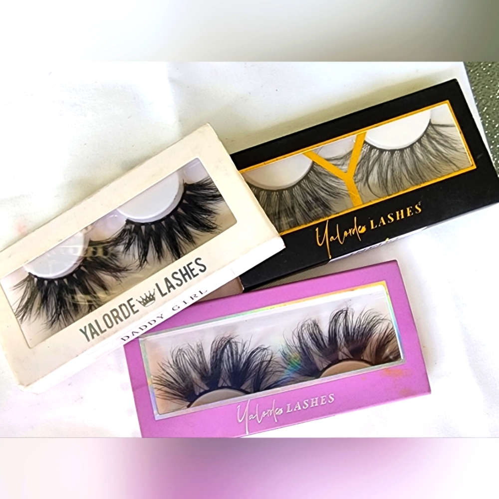 Eyelashes